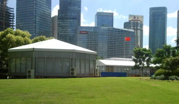 Multi-side-Tent-for-Corporate-Events