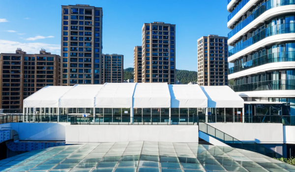 Retractable-Tent